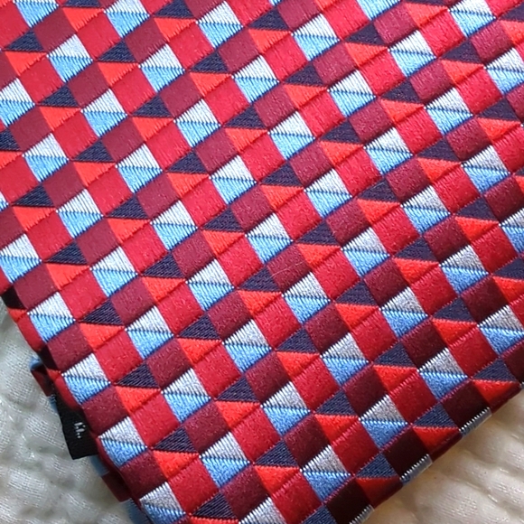 Bespoke Red Geometric Patterned Tie - Picture 4 of 4